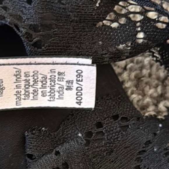 Black Lace Racerback Bra - Picture 4 of 5